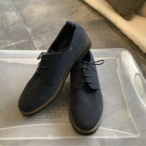 Men's Classic Navy Lace-Up Shoes